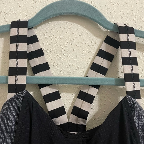 Lululemon Rest Less Black and White Stripe Tank Top 🍋 - Picture 8 of 13